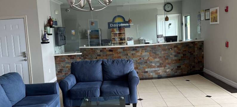 亨博尔-休斯顿洲际机场戴斯酒店(Days Inn by Wyndham Humble/Houston InterContinental Airport)图片