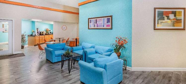 休斯顿霍比机场温德姆豪生酒店(Howard Johnson by Wyndham Houston Hobby Airport)图片