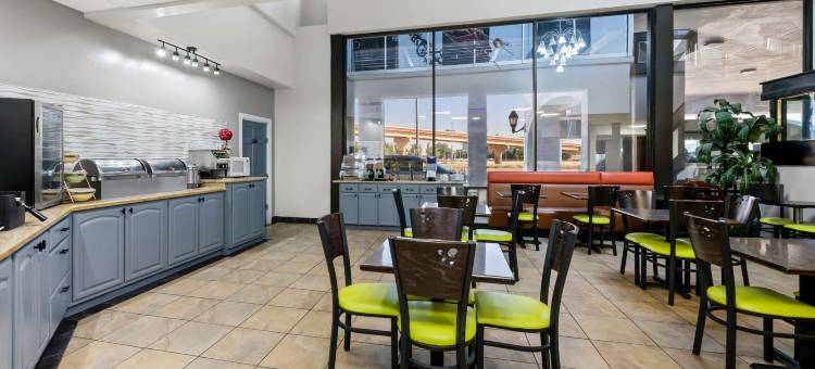 拉伯克医学中心贝斯特韦斯特SureStay Plus酒店(SureStay Plus Hotel by Best Western Lubbock Medical Center)图片