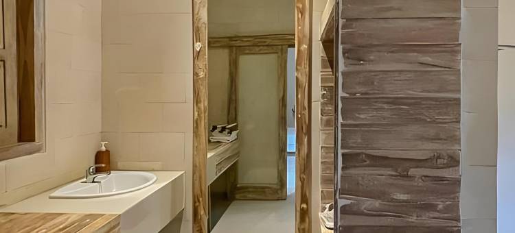 乌鲁瓦图拉瓦纳阿加鲁别墅(Agaru Villa Uluwatu by The Lavana)图片