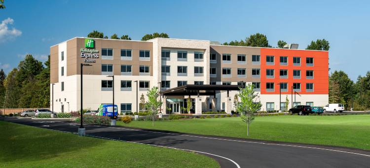智选假日酒店-昆斯伯里/乔治湖区(Holiday Inn Express & Suites Queensbury - Lake George Area)图片