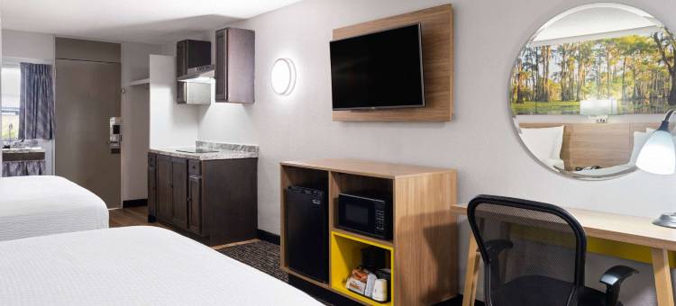 北卡罗来纳州索尔兹伯里温德姆戴斯酒店(Days Inn by Wyndham Salisbury, NC)图片