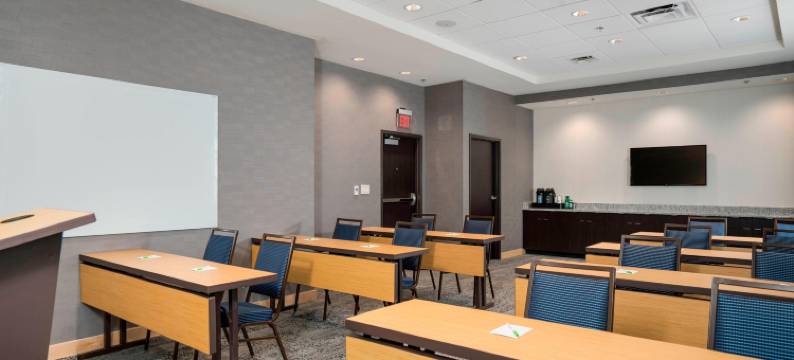 美国尼亚加拉瀑布万怡酒店(Courtyard Niagara Falls, USA)图片