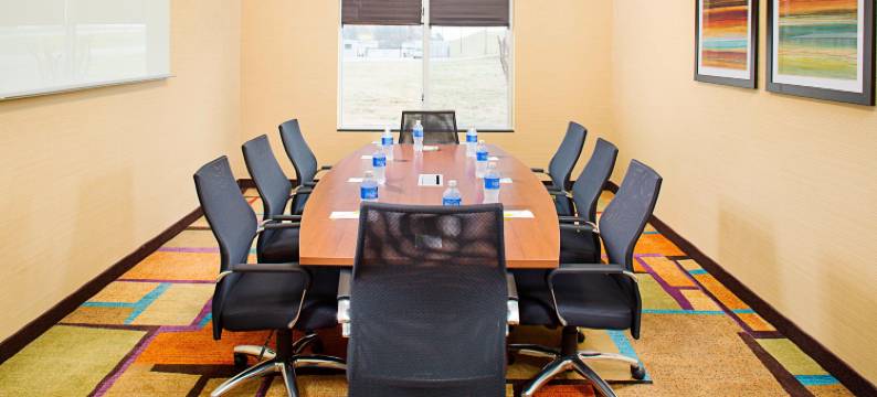 琼斯伯勒万枫酒店及套房(Fairfield Inn & Suites Jonesboro)图片