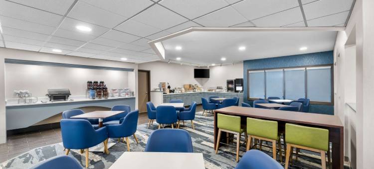 康福特套房史蒂文斯波因特(Comfort Suites)图片