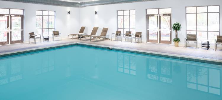 长岛花园城市希尔顿欢朋酒店(Hampton Inn by Hilton Garden City Long Island)图片