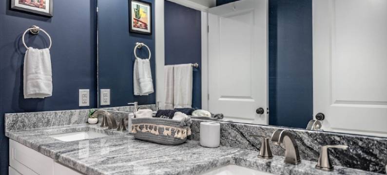 New Build! 5 Bedrooms & 3.5 Baths! 5 Minutes to Golf and the Village图片