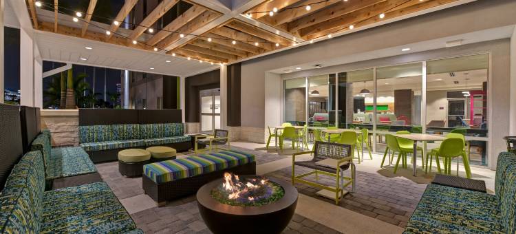 佛罗里达西棕榈滩机场希尔顿惠庭酒店(Home2 Suites by Hilton West Palm Beach Airport)图片