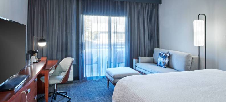 芝加哥海兰德公园/诺斯布鲁克万怡酒店(Courtyard Chicago Highland Park/Northbrook)图片