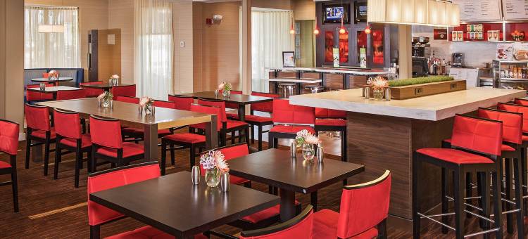 北查尔斯顿机场/体育馆万怡酒店(Courtyard North Charleston Airport/Coliseum)图片