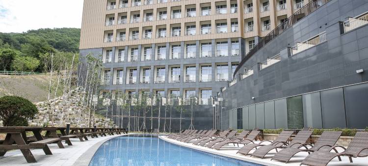 江原平昌华美达套房酒店(Ramada Hotel & Suites by Wyndham Gangwon Pyeongchang)图片