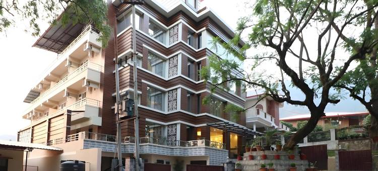 UV酒店的风和山酒店(Super Townhouse Oak Pacify Hills)图片
