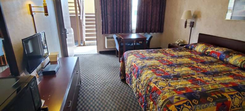 里奇蒙套房酒店(Richmond Inn and Suites)图片