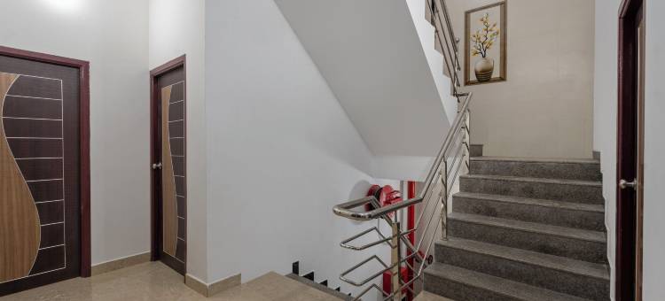 Treebo皇家广场，距离海滨海滩700米(Treebo Royal Plaza,700 MTS from Promenade Beach)图片