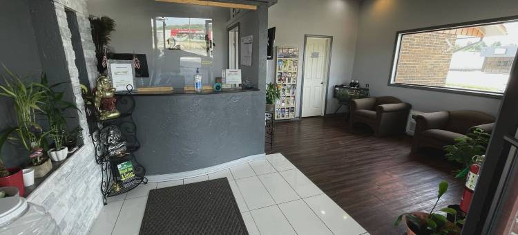 皇家套房汽车旅馆(Royal Inn & Suites)图片