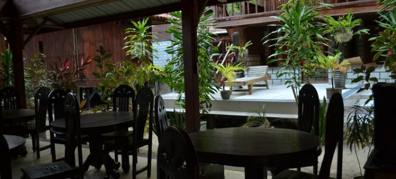 瓦卡托比合家潜水旅馆(Hoga Dive Inn Wakatobi)图片