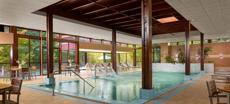 法朗布瓦中央公园酒店(Center Parcs les Bois Francs)图片