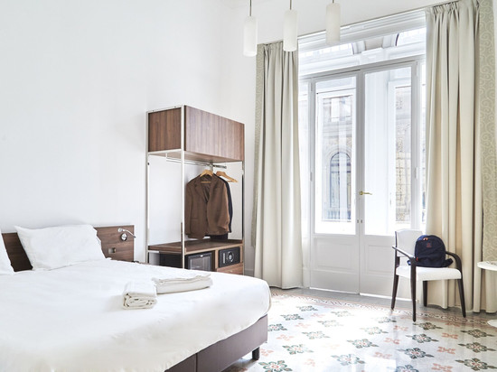 托雷多宅邸 210 号酒店