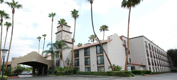 Buena Park Grand Hotel & Suites图片