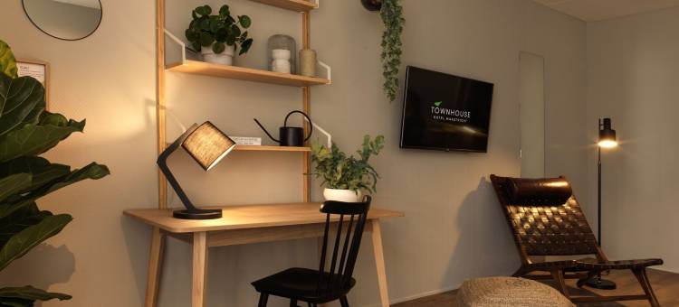 联排别墅设计水疗酒店(Townhouse Hotel & Spa Maastricht)图片