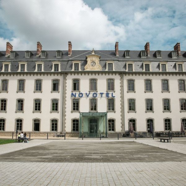 圣布里厄中央火车站诺富特酒店(Novotel Saint Brieuc Centre Gare)图片