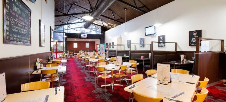 格伦莫尔酒店(Glenmore Tavern)图片