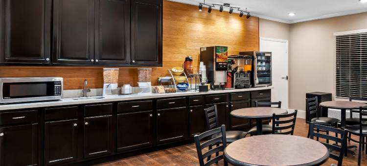 班布里奇戴斯酒店(Days Inn by Wyndham Bainbridge)图片