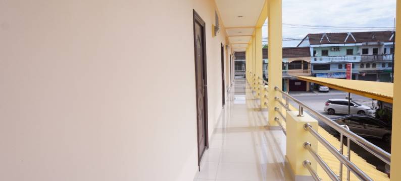 拉廊吉拉欣公寓(Jirasin Hotel & Apartment)图片