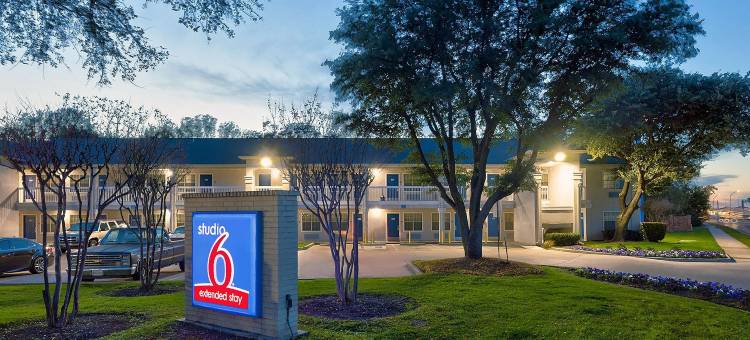 德克萨斯北里奇兰希尔斯 - 沃思堡 6 号开放式客房酒店(Studio 6 North Richland Hills, TX - Fort Worth)图片
