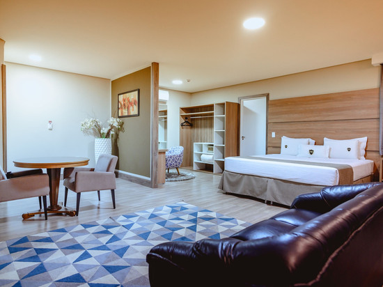 里耶里斯中心酒店