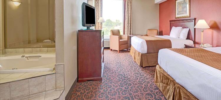 尼亚加拉瀑布/瀑布景观华美达酒店(Ramada by Wyndham Niagara Falls/Fallsview)图片