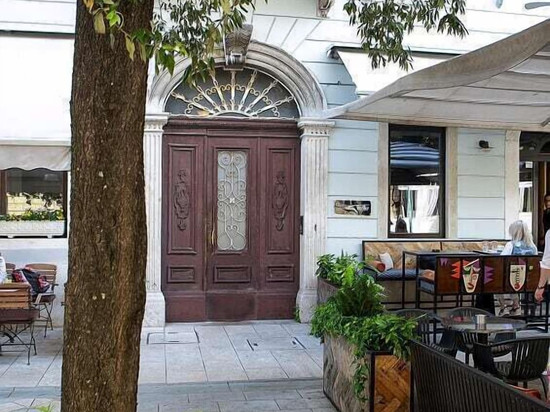 剧院套房客房酒店