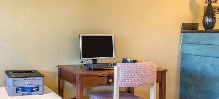 埃尔科凯艺套房酒店(Quality Inn & Suites Elko)图片