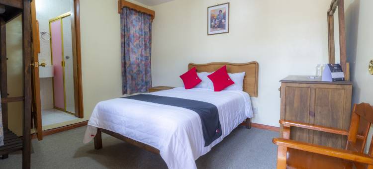 Capital O 洛杉矶圣克里斯托瓦尔德拉斯卡萨斯旅馆(Capital O Hospedaje Los Angeles)图片