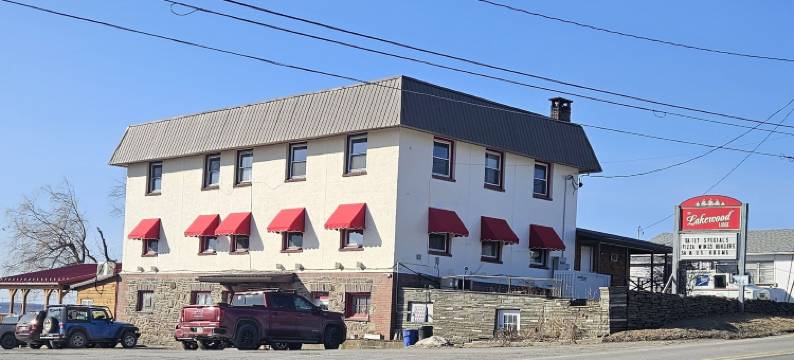 莱克伍德旅馆(Lakewood Lodge & Restaurant)图片