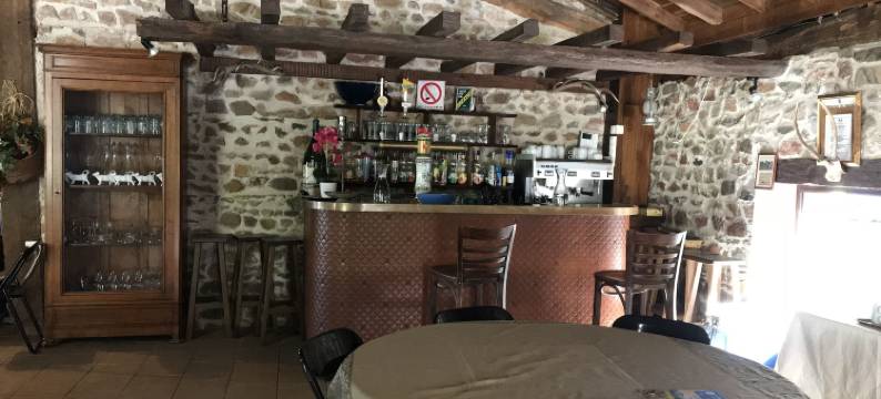 佛姆奥克斯比齐斯酒店(La Ferme Aux Biches)图片