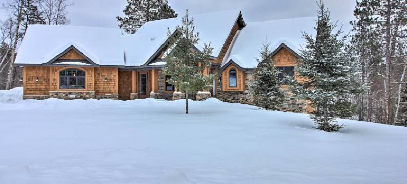 湖边巨人岭休闲屋，靠近滑雪和高尔夫！(Lakefront Giants Ridge Retreat Near Ski and Golf!)图片