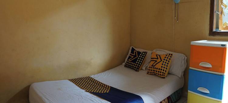 Hotel O 阿拉法伊斯兰寄宿房(Hotel O Rumah Kos Arafah Syariah)图片