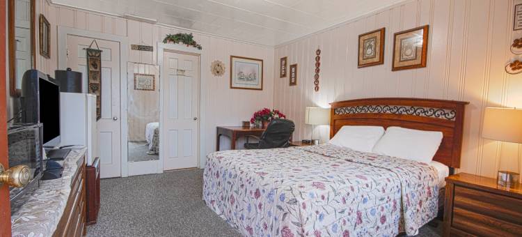 向日葵汽车旅馆海厄瓦萨By OYO(Sunflower Motel Hiawatha by OYO)图片