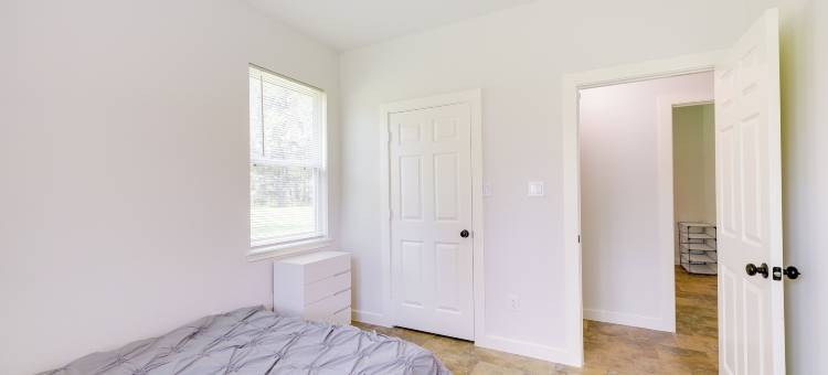 空气清新的代顿度假屋带露台+私人院子！(Airy Dayton Vacation Home w/ Deck + Private Yard!)图片