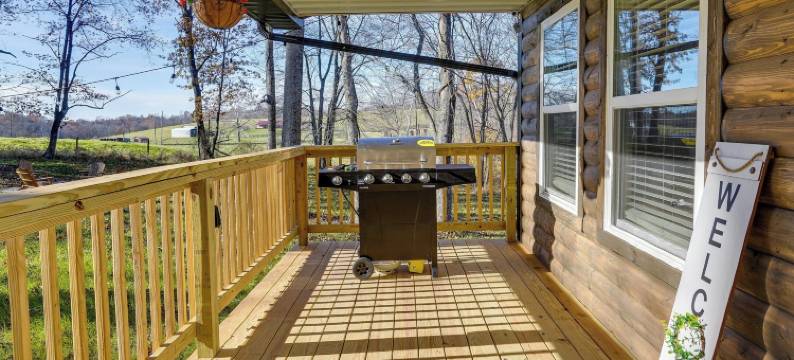 宁静的洛根度假屋，带热水浴缸和观星穹顶(Serene Logan Retreat w/ Hot Tub & Stargazing Dome)图片