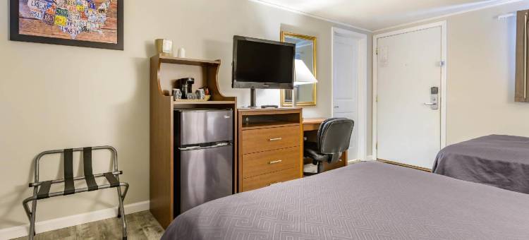 贝尔丰特I-99伊克诺旅馆(Econo Lodge Bellefonte I-99)图片