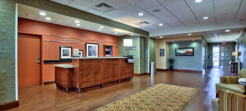 欢朋旅馆套房斯科特斯德说话棒(Hampton Inn & Suites Scottsdale at Talking Stick)图片