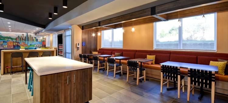 达拉斯罗克沃尔希尔顿Tru酒店(Tru by Hilton Rockwall Dallas)图片