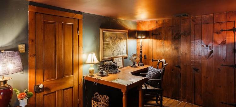 索格蒂斯占地53英亩的幽静艺术风19世纪农家乐(Secluded and Artful 1800s Farmhouse on 53 Acres, Saugerties)图片