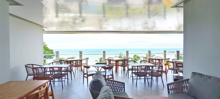 西湾酒店(The West Cove Hotel)图片