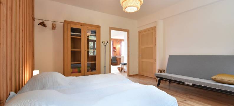 Mansion in Cuzy with Pool and Scenic Views图片