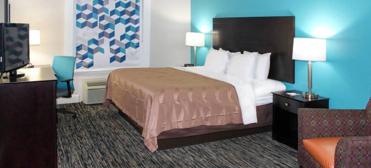 凯艺酒店-近克罗斯维尔坎伯兰山州立公园(Quality Inn Crossville Near Cumberland Mountain State Park)图片