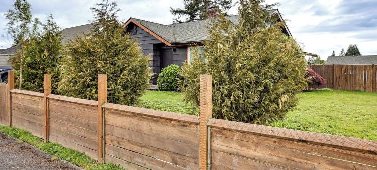 距翡翠唐斯3英里：宠物友好之家(3 Mi to Emerald Downs: Pet-friendly Home)图片