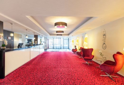 PLAZA Premium Salzburg Hotel Overview